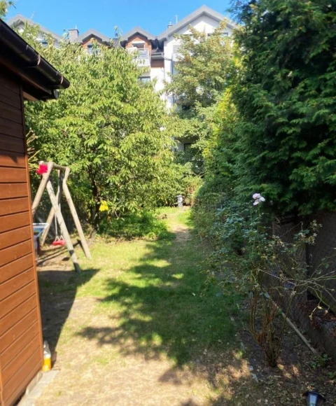 Dom / 2 mieszkania - z ogrodem – zdjęcie 19